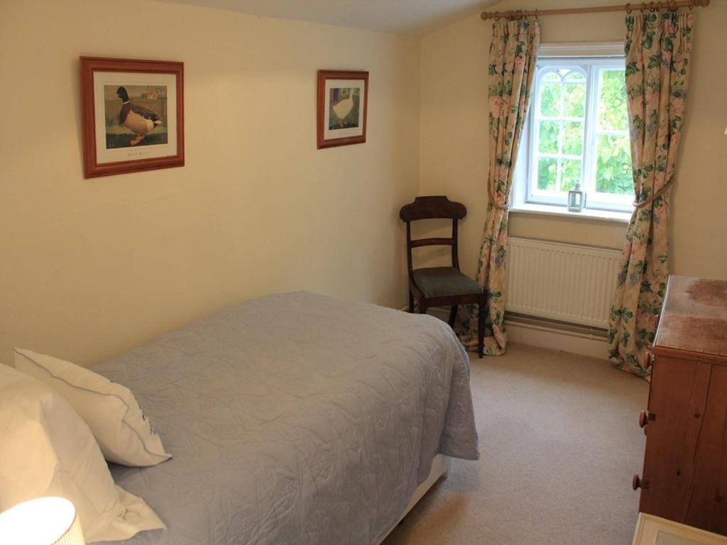 Church Farmhouse B & B Kennett Room photo